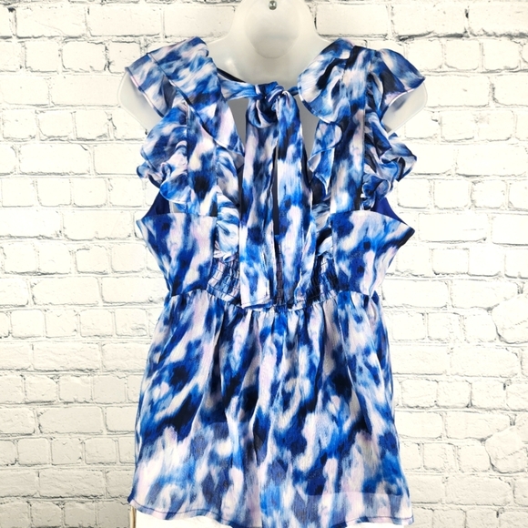 Banana Republic Size M Blue Ruffle Top - Picture 2 of 6